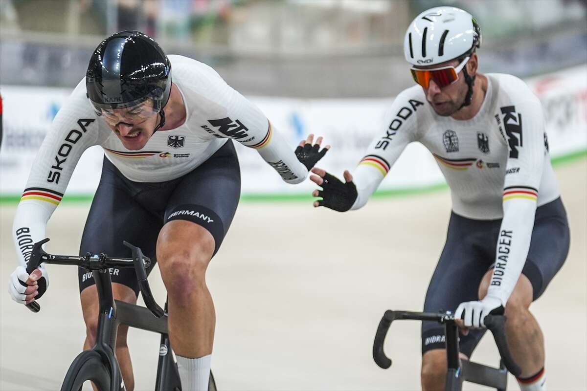 Avrupa’nın en hızlı bisikletçileri Konya Velodromu’nda yarıştı 12