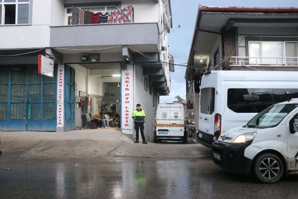Emekli polis eşini ve MHP ilçe başkanı emlakçıyı öldürdü 3