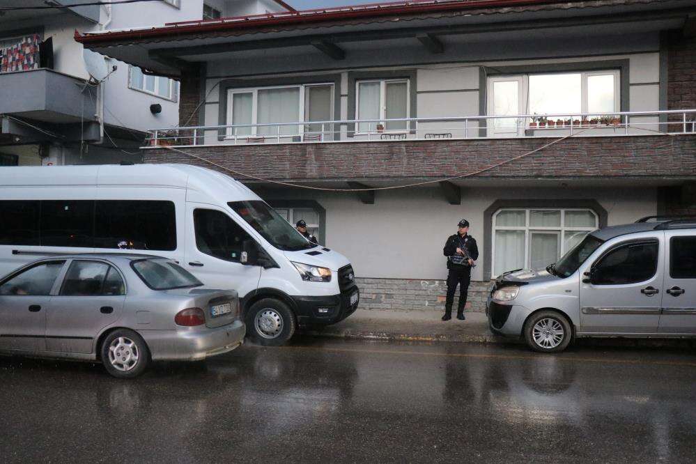 Emekli polis eşini ve MHP ilçe başkanı emlakçıyı öldürdü 9