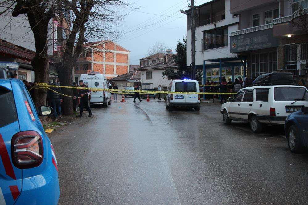Emekli polis eşini ve MHP ilçe başkanı emlakçıyı öldürdü 13