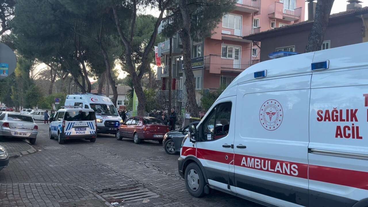 80 yaşındaki çift evlerinde korkunç halde bulundu 9