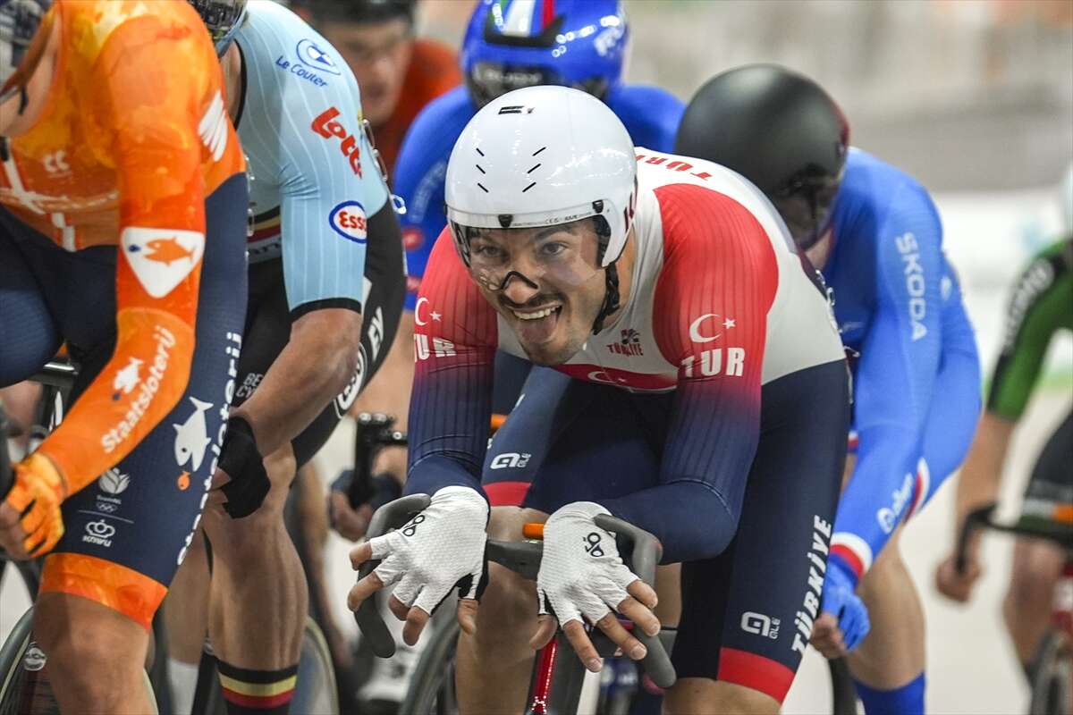 Konya’da pedal çeviren Avrupa’nın iyileri madalyalarını aldı 12