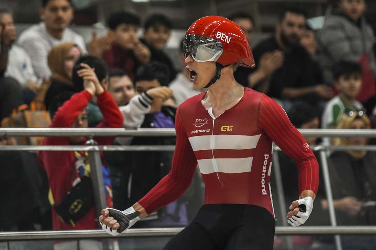 Konya’da pedal çeviren Avrupa’nın iyileri madalyalarını aldı 19