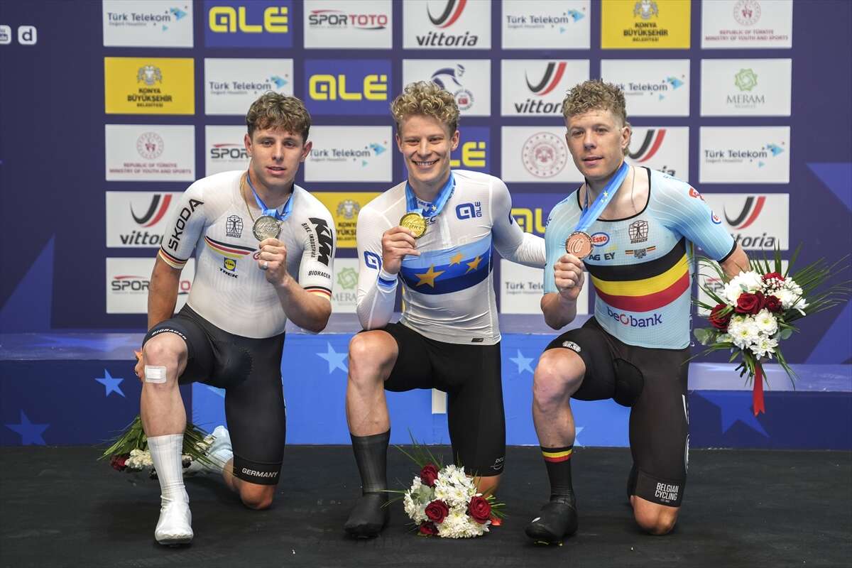Konya’da pedal çeviren Avrupa’nın iyileri madalyalarını aldı 29