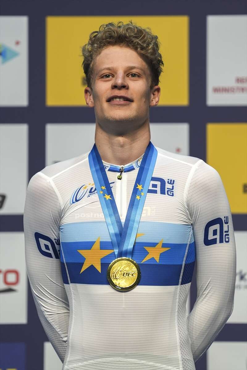 Konya’da pedal çeviren Avrupa’nın iyileri madalyalarını aldı 30