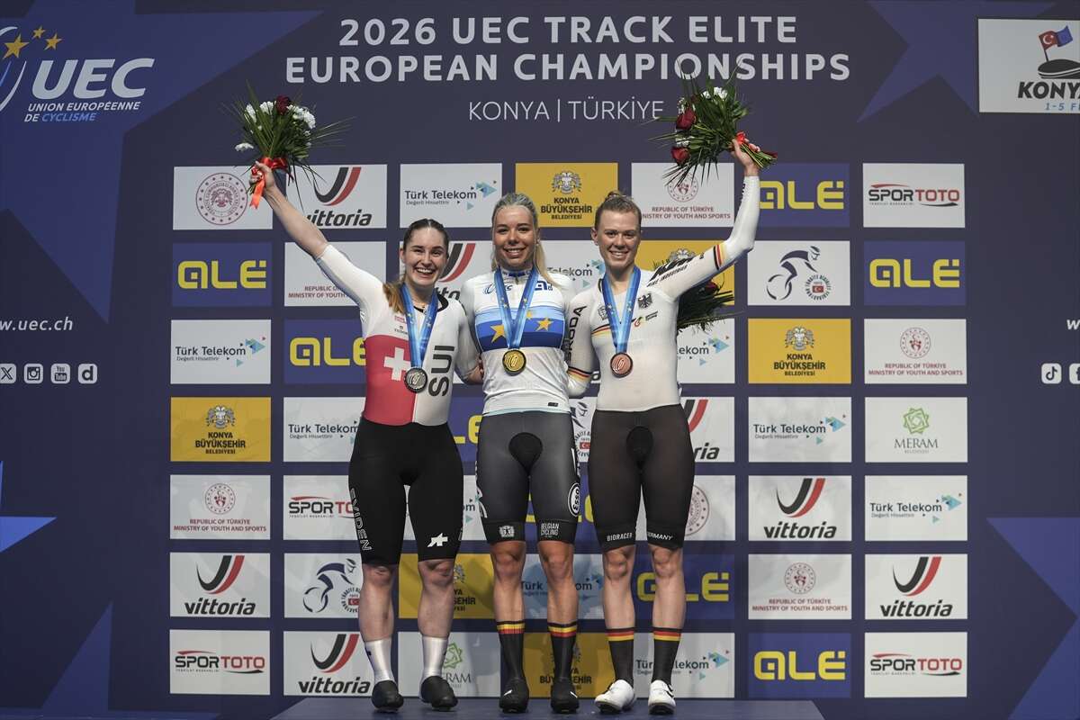 Konya’da pedal çeviren Avrupa’nın iyileri madalyalarını aldı 42