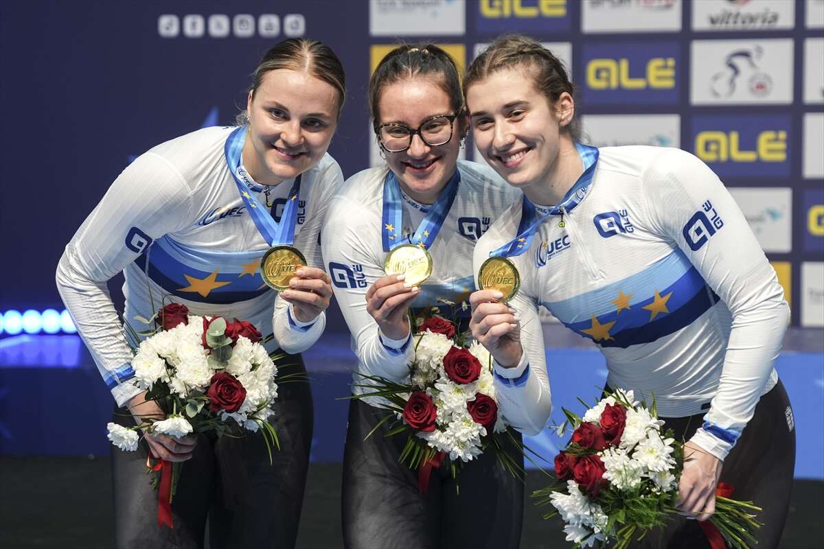 Konya’da pedal çeviren Avrupa’nın iyileri madalyalarını aldı 33