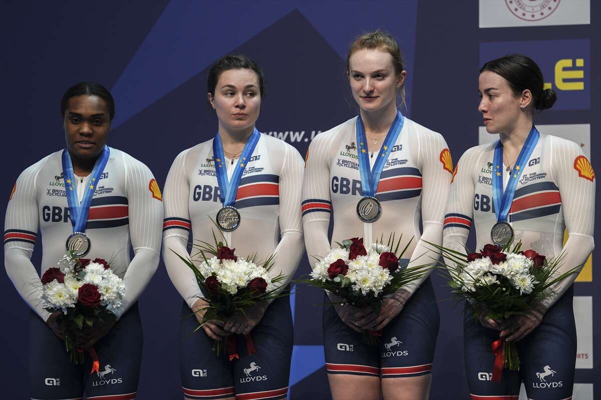 Konya’da pedal çeviren Avrupa’nın iyileri madalyalarını aldı 34