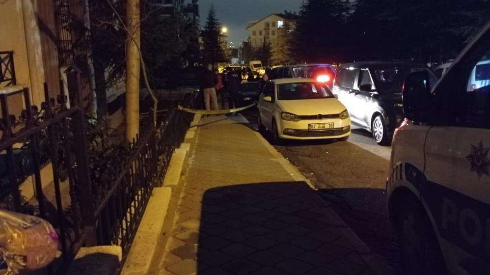 Cezaevinden izinli çıktı; annesi, kızı ve eşini öldürüp canına kıydı 6