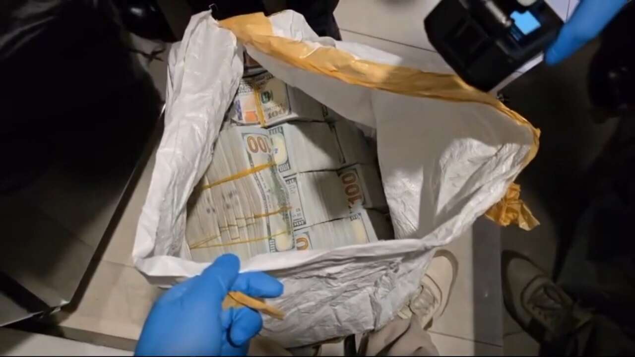 15 dakikada 30 milyon dolarlık otopark hırsızlığının görüntüleri çıktı 8