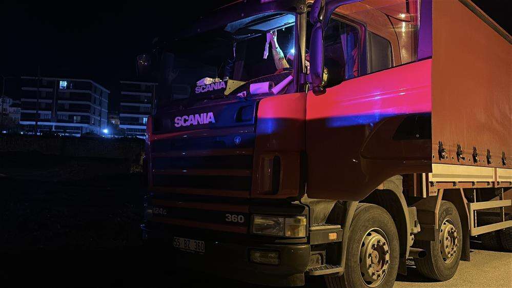 Otomobil direğe çarptı, genç çifti ölüm ayırdı! Kazadan yürek yakan detay çıktı 4