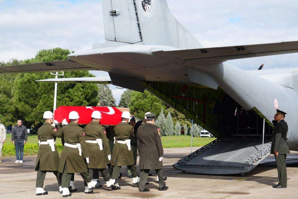 F-16 kazasında şehit olan Konyalı Pilot Binbaşı İbrahim Bolat’a acı veda 4