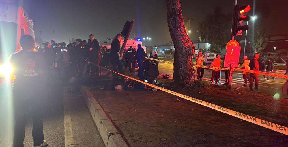 Cip refüjdeki vatandaşların arasına daldı, 3 genç kız öldü 10