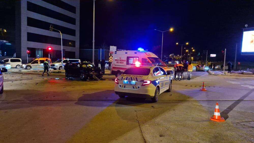 Polisten kaçan şüpheliler kaza yapmıştı! Sebep belli oldu, 5 kişi tutuklandı 8