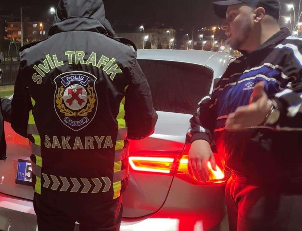 Ehliyetsiz yakalandı, 200 bin lira ceza yedi: Arabam o kadar etmiyor 3