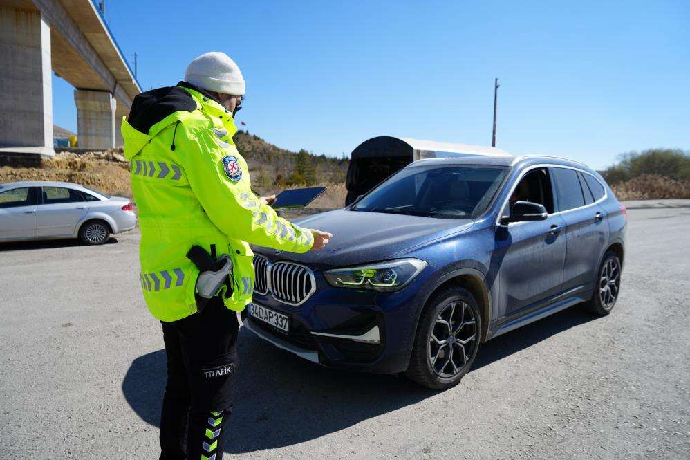 Türkiye’nin kilit kavşağında bayram öncesi denetimler başladı 4