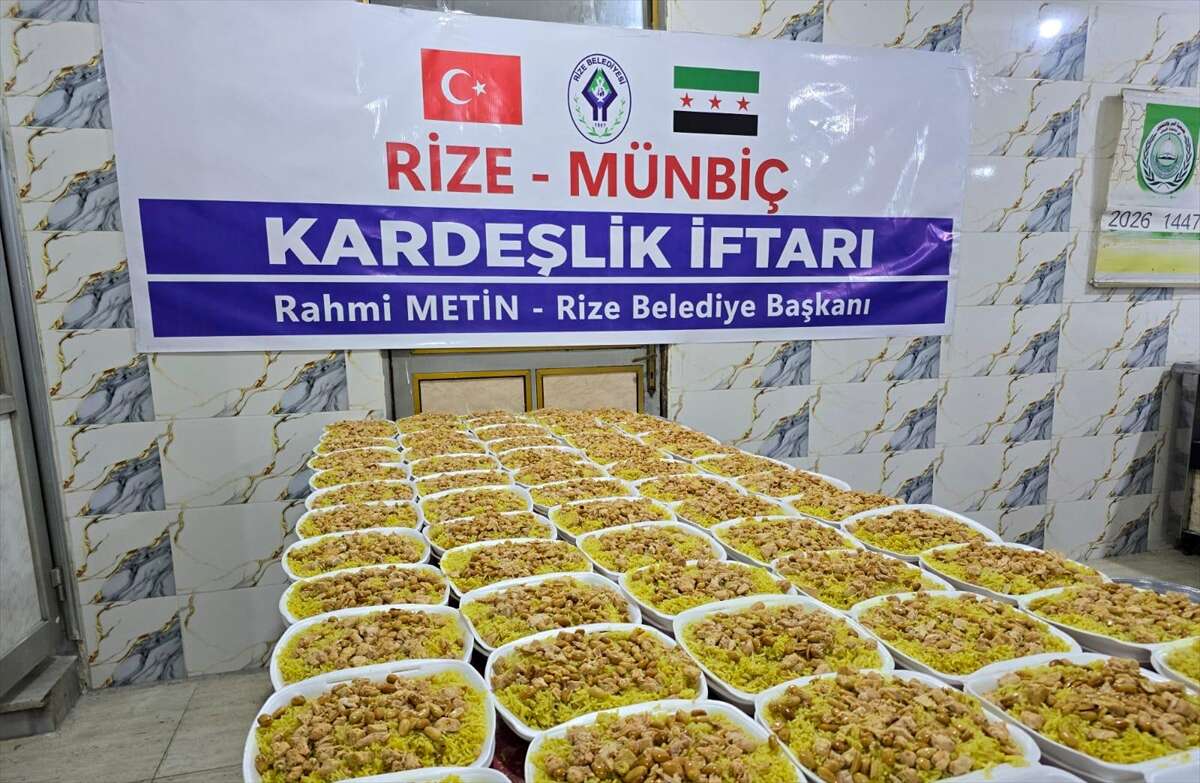 Konya Büyükşehir Belediyesi Şam’da 1000 kişiye iftar verdi 14