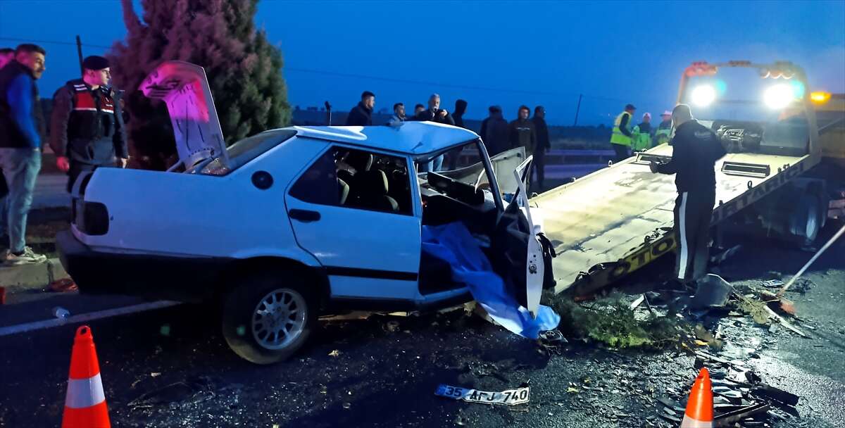 Kara yolunda can pazarı! 3 araç çarpıştı, 2 ölü, 5 yaralı var 3