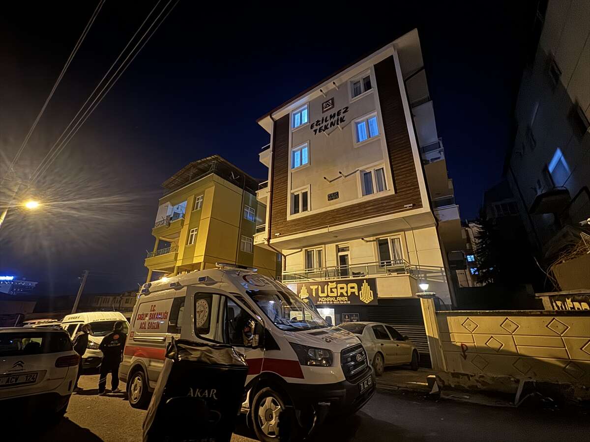 3 gündür haber alınamayan genç kadın apart dairede ölü bulundu 7