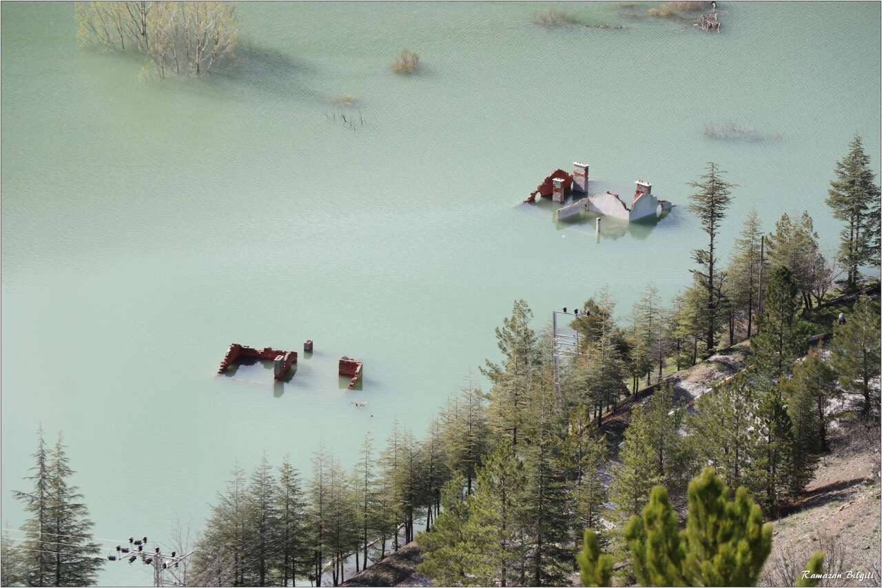 Konya’da bir mahalle sessizce veda ediyor! Hüzünlü anlar kayıt altında 1