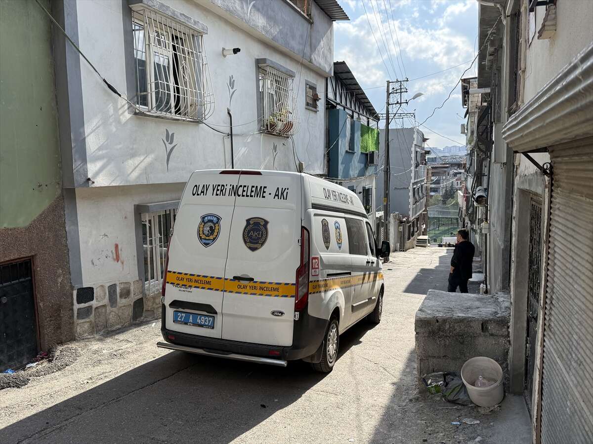 14 yaşındaki kız, babasını öldürdü! İddia çok vahim 8