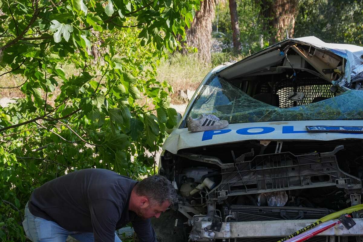 Freni boşalan TIR, 10 araca çarptı! Polis Serkan Hızlı şehit oldu, 2 ölü, 5 yaralı var 20