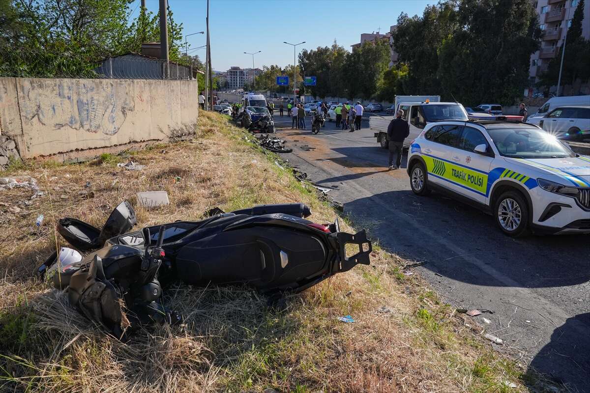 Freni boşalan TIR, 10 araca çarptı! Polis Serkan Hızlı şehit oldu, 2 ölü, 5 yaralı var 29
