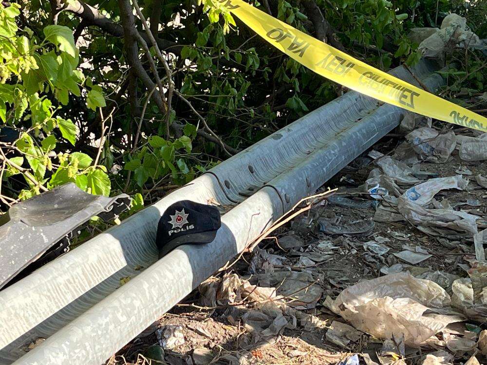 Freni boşalan TIR, 10 araca çarptı! Polis Serkan Hızlı şehit oldu, 2 ölü, 5 yaralı var 10