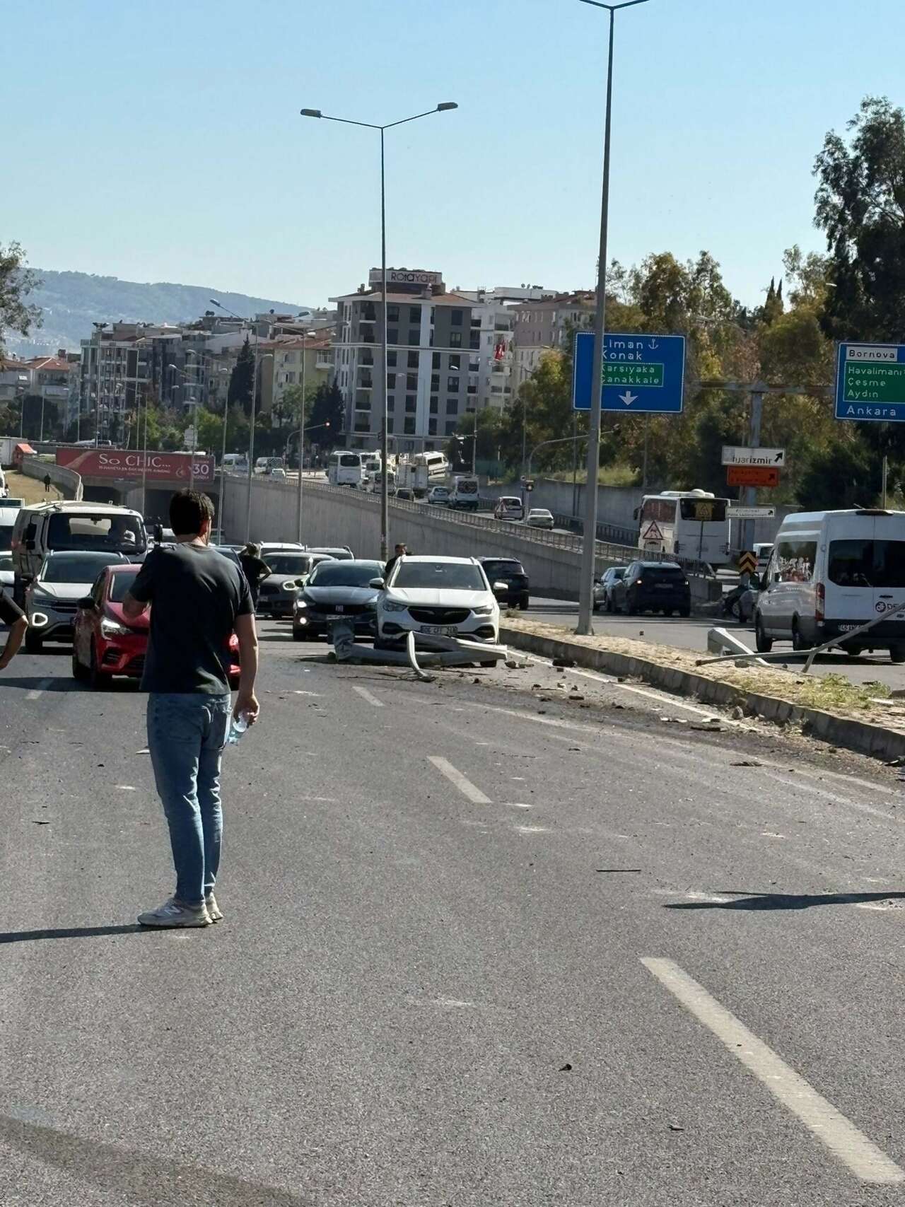 Freni boşalan TIR, 10 araca çarptı! Polis Serkan Hızlı şehit oldu, 2 ölü, 5 yaralı var 9