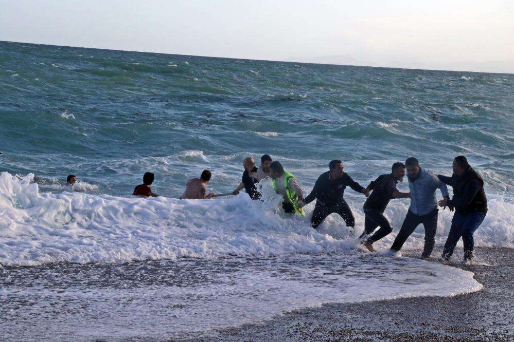 Konyaaltı'nda can pazarı! Kuzen öldü, kardeşler böyle kurtarıldı 4
