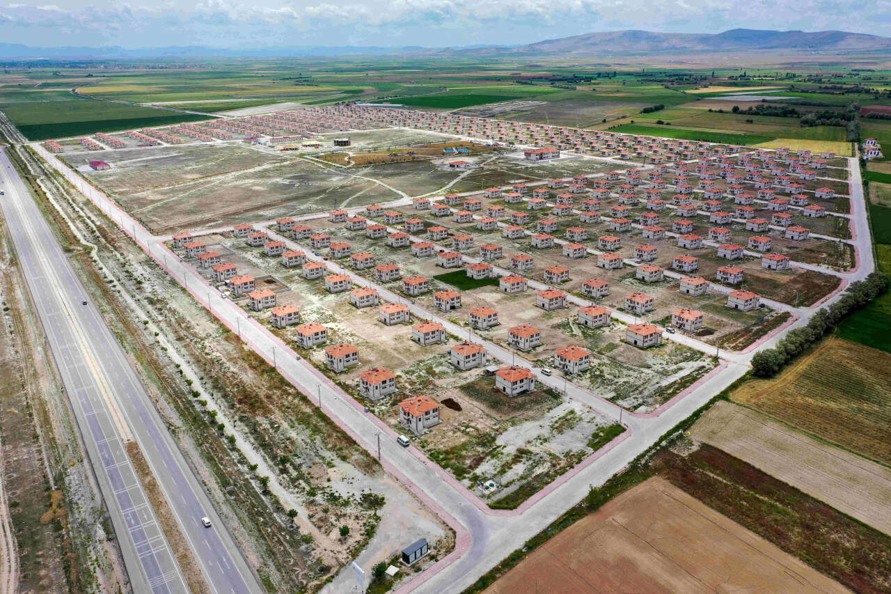 Konya’nın sular altında kalacak mahallesi resmen Meram’a bağlandı 1