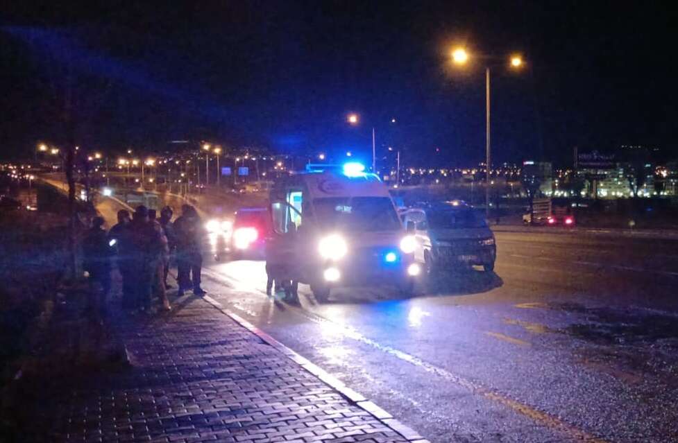 Arızalanan minibüs kazaya neden oldu! 1’i bebek 6 yaralı var 7