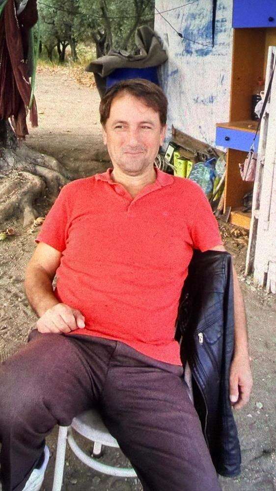 Husumetli aileler karşılaştı, baba ve oğlu öldürüldü 13