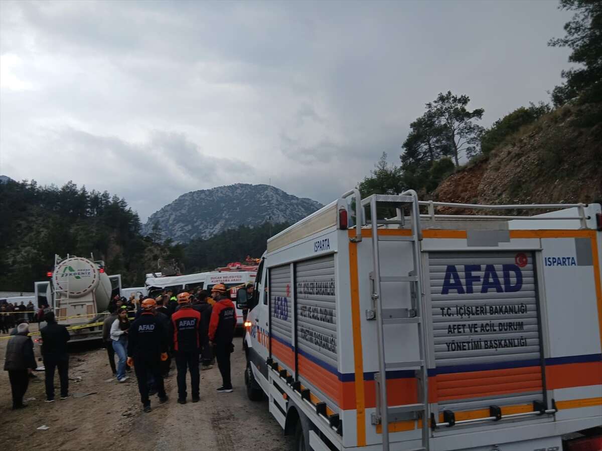 7 kişinin öldüğü TIR - işçi servisi kazasında kimlikler belli oldu 5