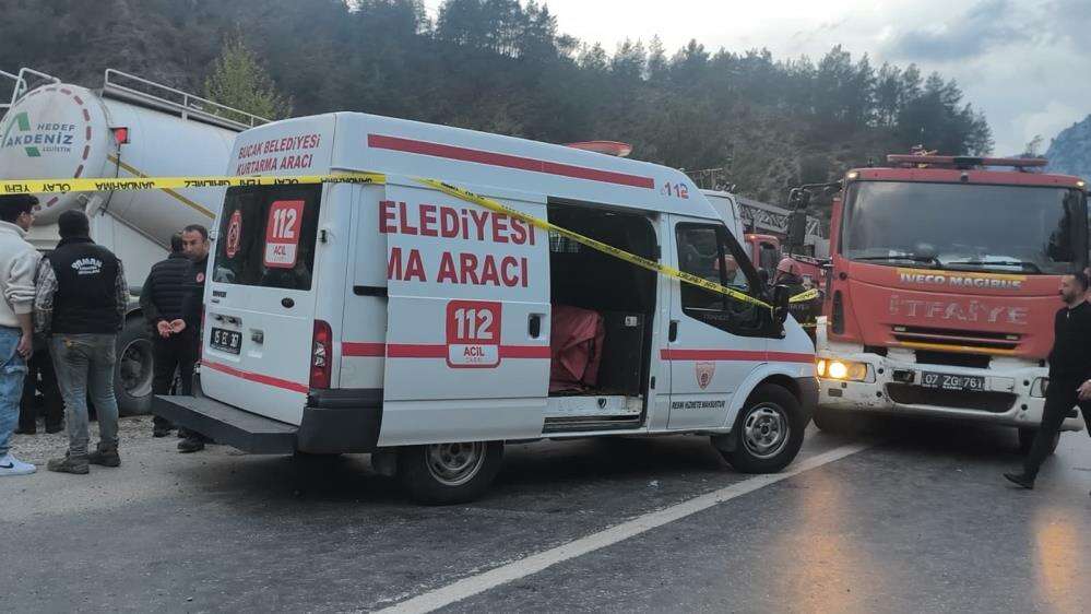 7 kişinin öldüğü TIR - işçi servisi kazasında kimlikler belli oldu 22