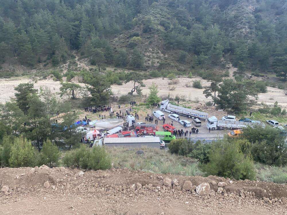 7 kişinin öldüğü TIR - işçi servisi kazasında kimlikler belli oldu 23