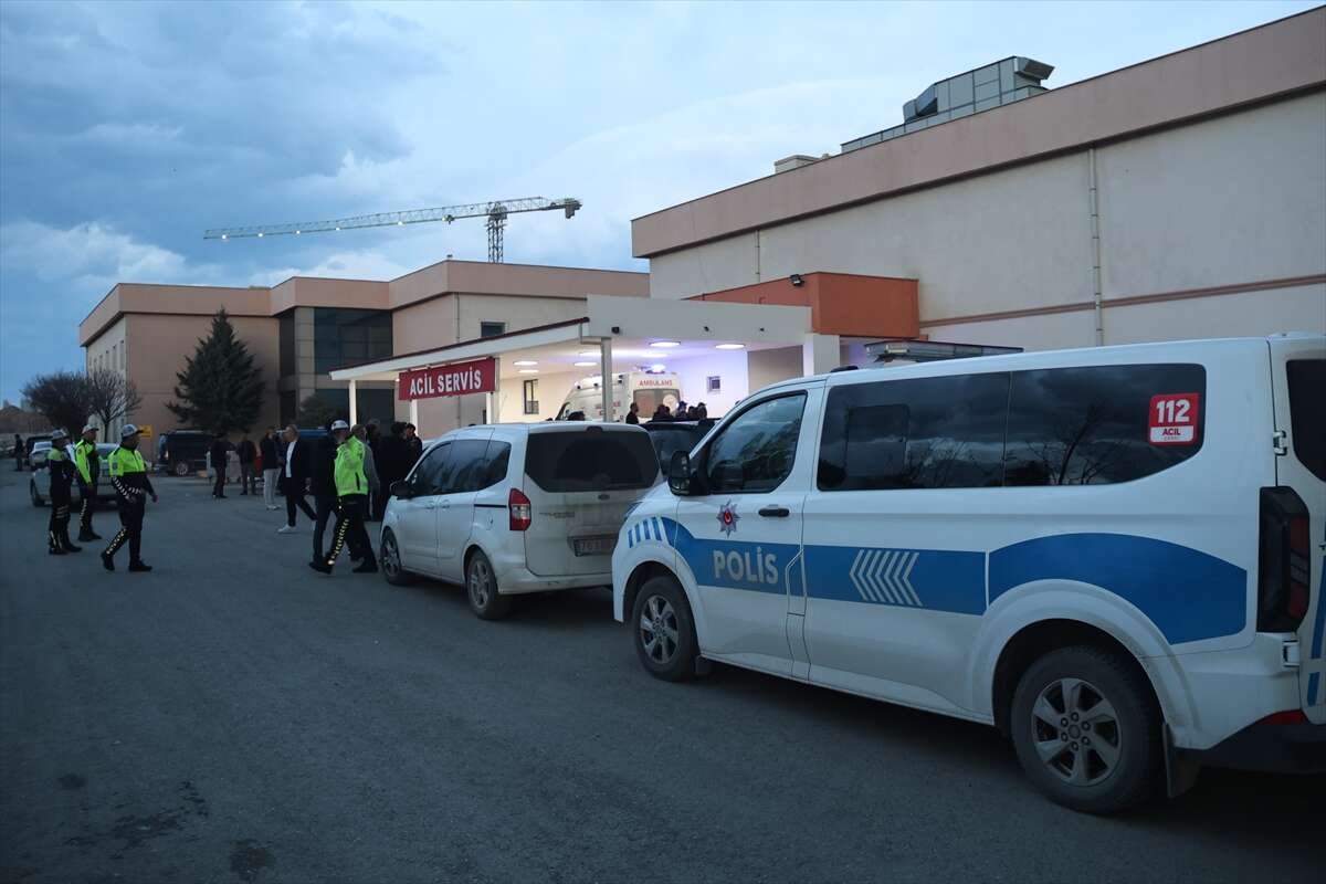 Köyde iki aile arasında silahlı kavga çıktı! 2 ölü, 6 yaralı var 3