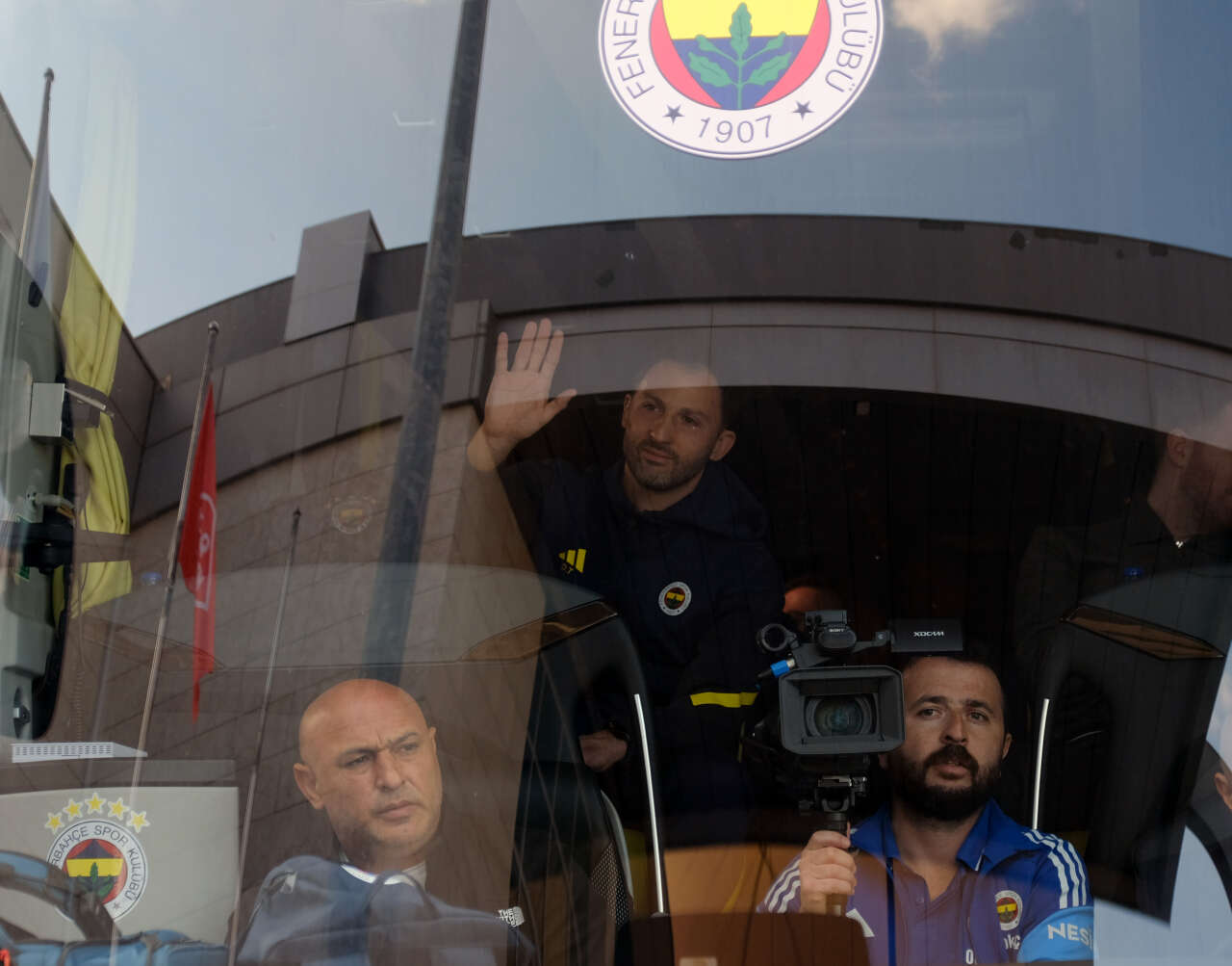 Fenerbahçe kafilesi Konya’da böyle karşılandı 11