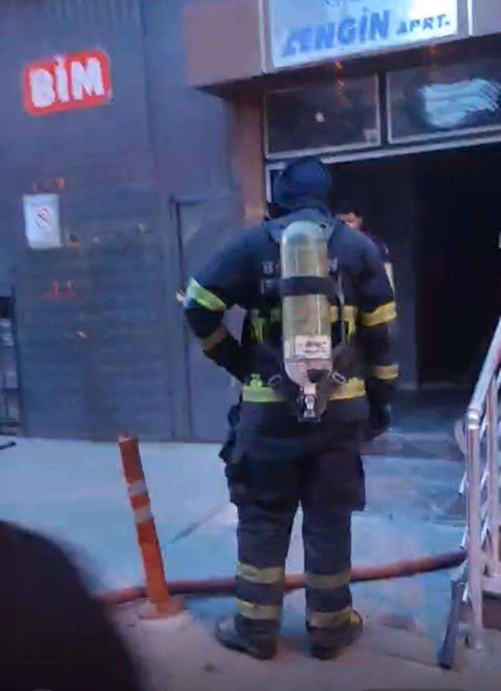 Yangın çıkan evde biri kadın 2 kişi korkunç halde bulundu 2