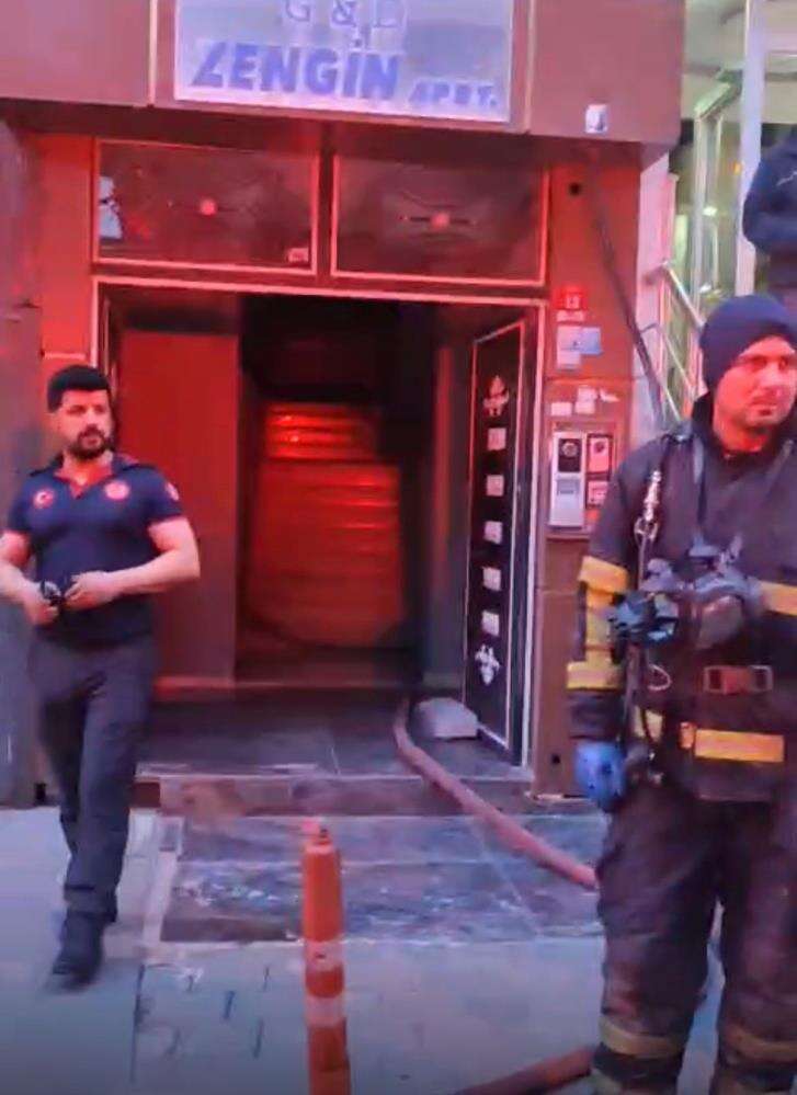 Yangın çıkan evde biri kadın 2 kişi korkunç halde bulundu 3