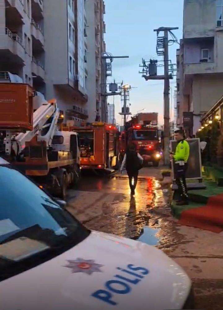 Yangın çıkan evde biri kadın 2 kişi korkunç halde bulundu 8