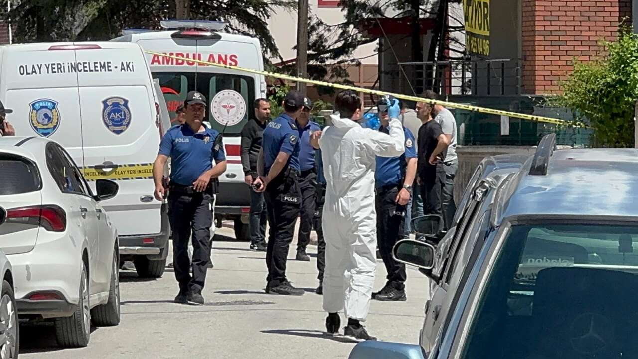 Konya’da evlat kurbanı anne ve babaya son veda 3