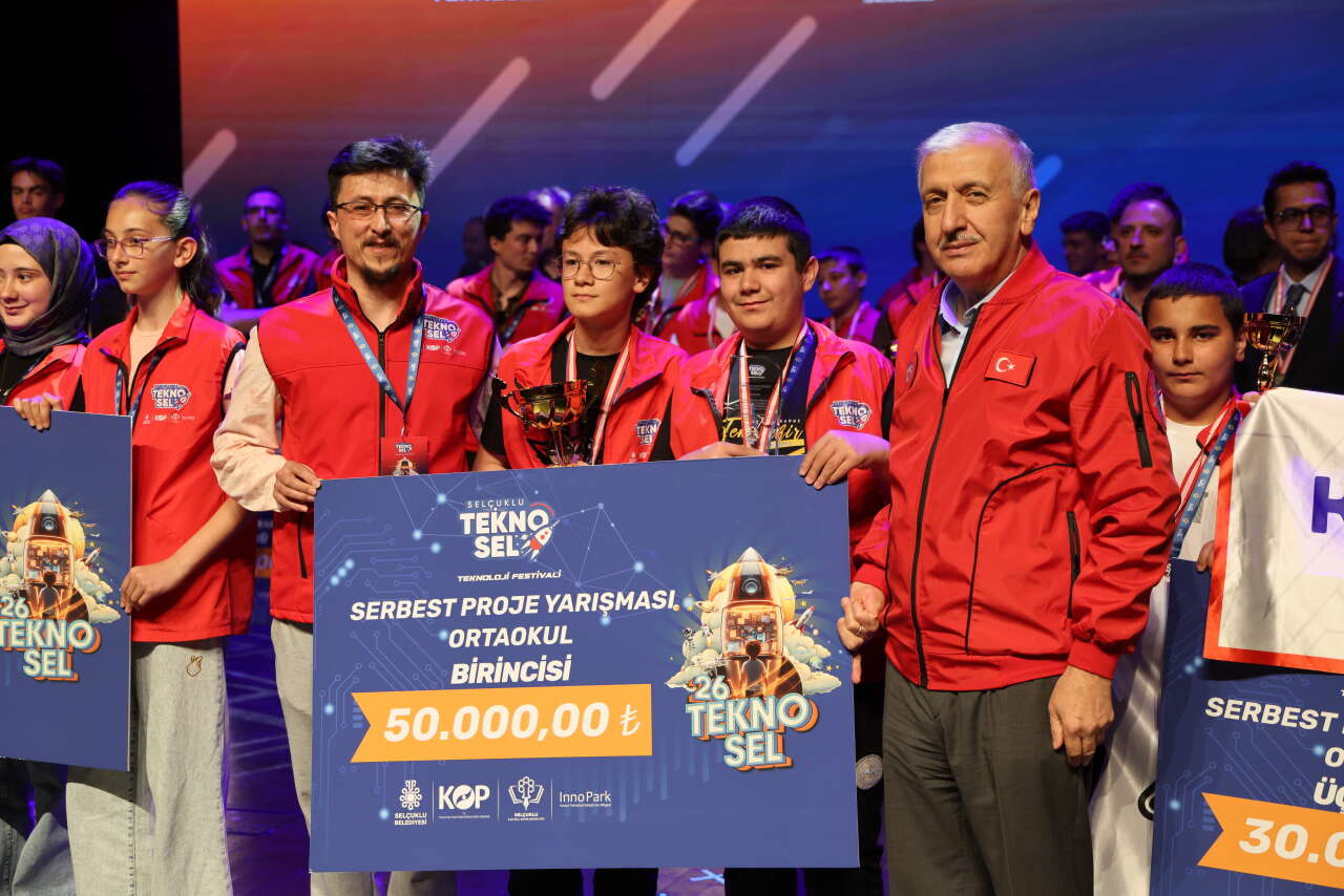 Konya TEKNOSEL 2026’da ödüller sahiplerini buldu 21