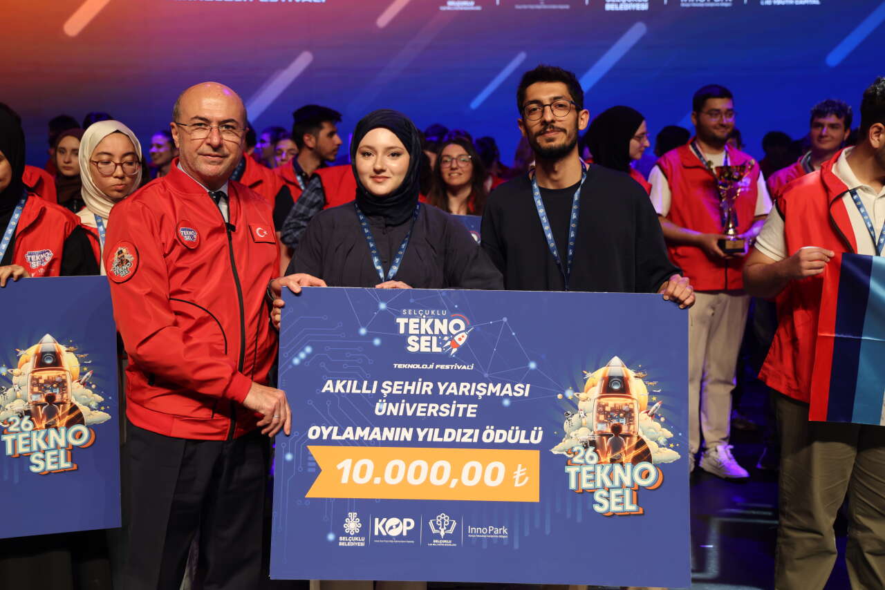 Konya TEKNOSEL 2026’da ödüller sahiplerini buldu 12