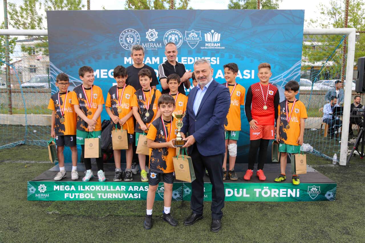 Meram’da minik kramponların büyük heyecanı! Futbol şöleni nefesleri kesti 12