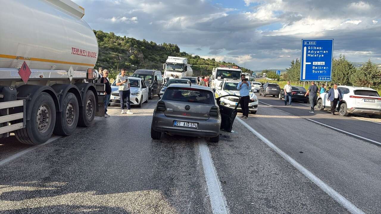 Bayram günü kahreden kaza! Anne ve 2 çocuğu hayatını kaybetti 3