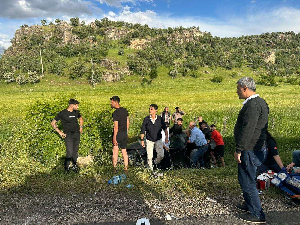 Bayram günü kahreden kaza! Anne ve 2 çocuğu hayatını kaybetti 12
