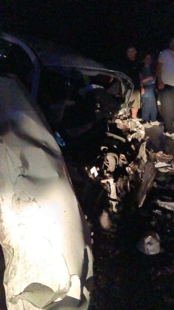 4 aracın karıştığı zincirleme kazada can pazarı: 4 ölü, 11 yaralı 8