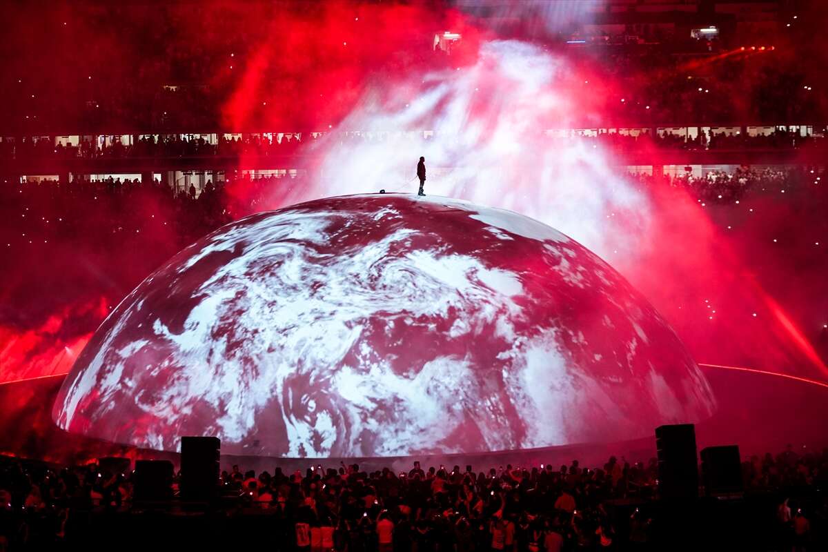 Kanye West İstanbul’da tarih yazdı! 118 bin kişi aynı konserde buluştu 8