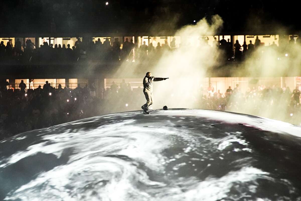 Kanye West İstanbul’da tarih yazdı! 118 bin kişi aynı konserde buluştu 6